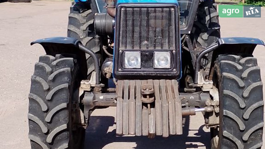 Трактор МТЗ 1025.2 Беларус 2017 - фото 1