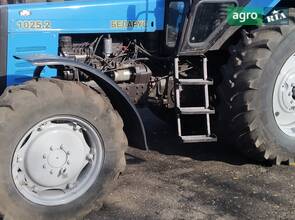 Трактор МТЗ 1025.2 Беларус 2011