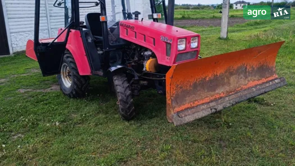 Трактор МТЗ 320.4 Білорус 2010 - фото 1