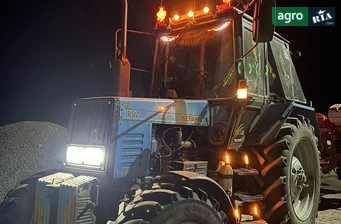 Трактор МТЗ 892 Білорус 2011 - фото