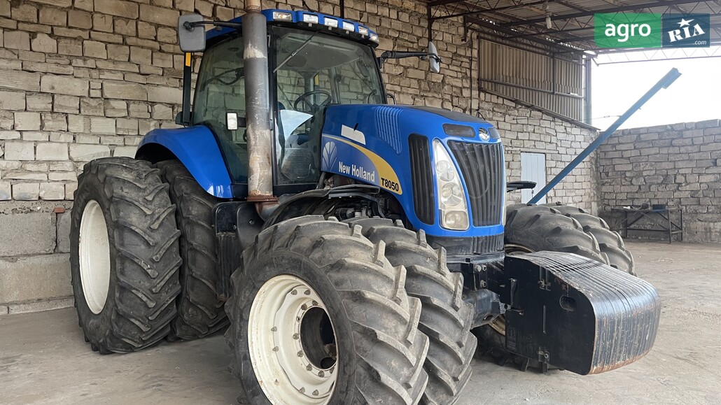 Трактор New Holland 8050 2010 - фото 1