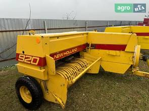 Прес-підбірник New Holland 920 2000