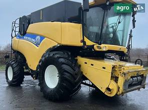 Комбайн New Holland CR9080 2014