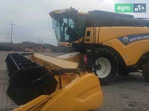 Комбайн New Holland CR 2014