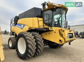 Комбайн New Holland CR 2012