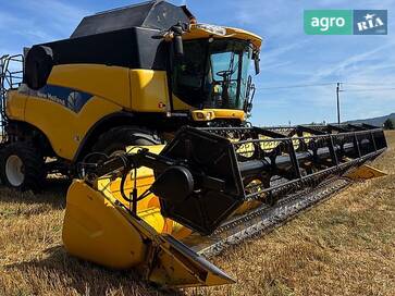 New Holland CR 2010 - фото