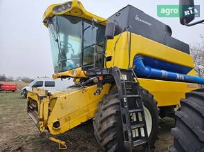 Комбайн New Holland CS 2007