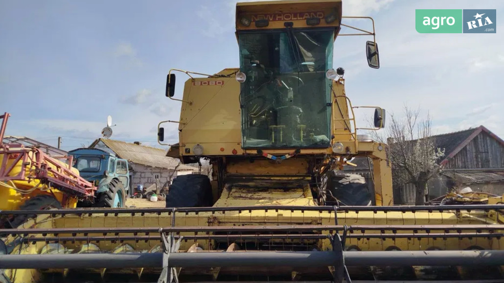 Комбайн New Holland CX 8080 1990 - фото 1