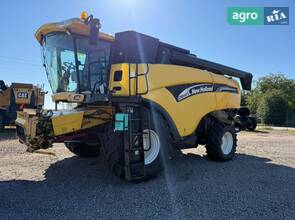 Комбайн New Holland CX 840 2004