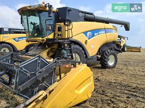 Комбайн New Holland CX8080 2013