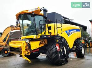 Комбайн New Holland CX 2014