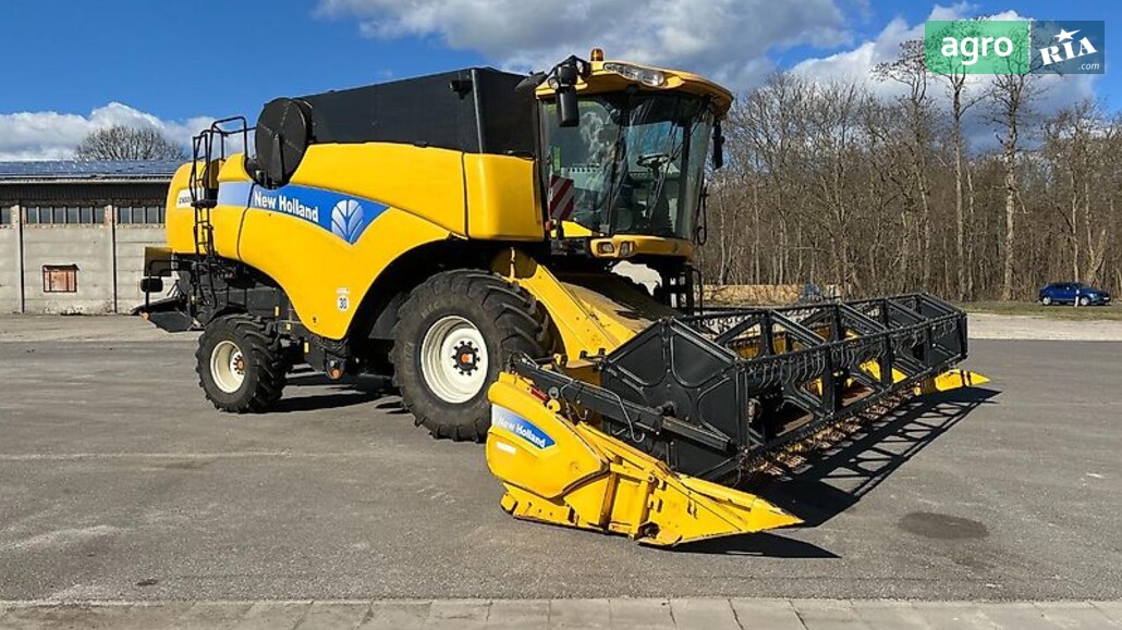 Комбайн New Holland CX 2009 - фото 1