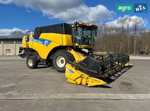 Комбайн New Holland CX 2009