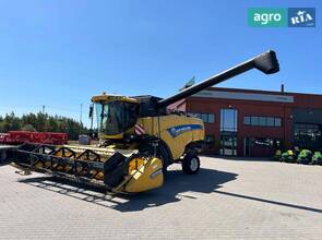 Комбайн New Holland CX 2014