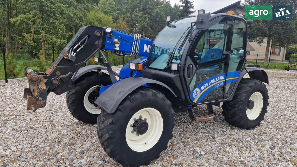 Навантажувач New Holland LM7.42 2016 - фото 1