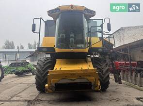Комбайн New Holland СХ 2018