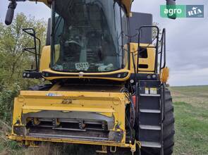 Комбайн New Holland СХ 2016