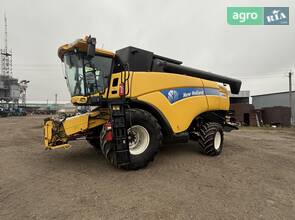 Комбайн New Holland СХ 2012