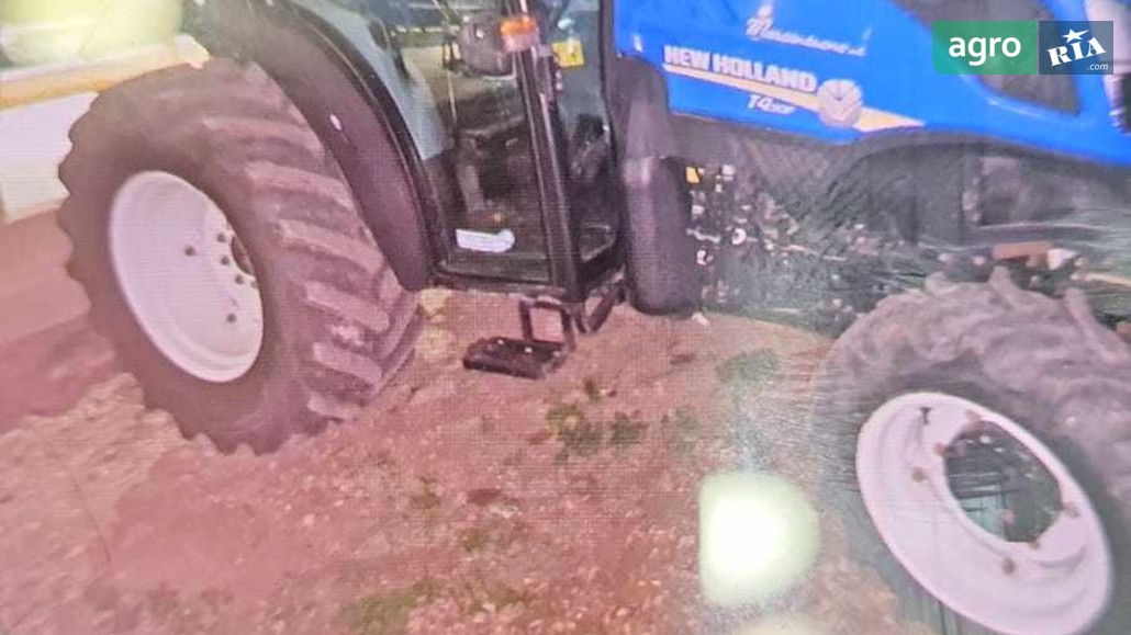 Трактор New Holland T4.90F 2022 - фото 1