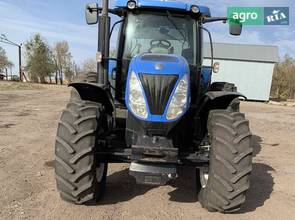 Трактор New Holland T7060 2012