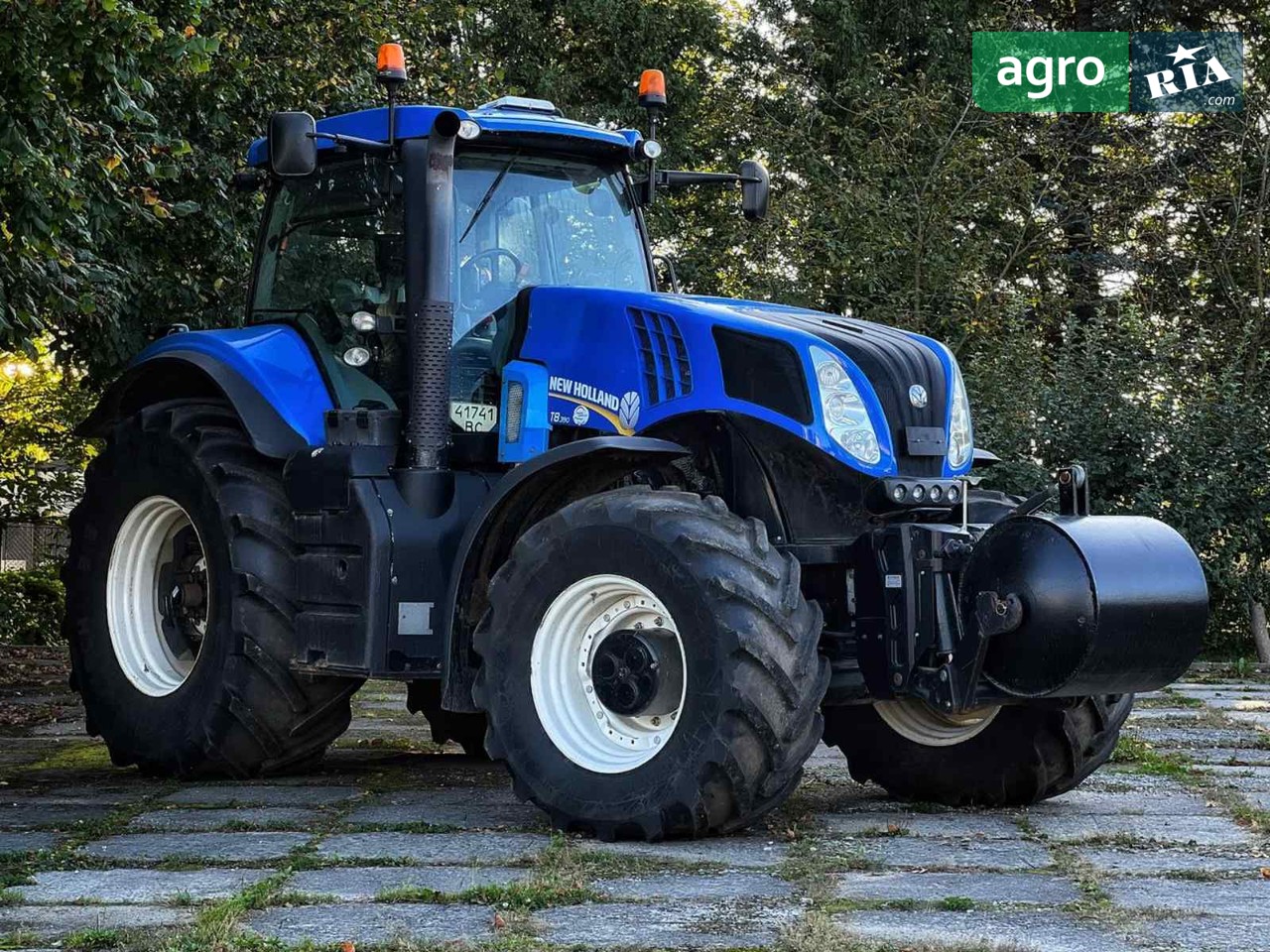 Трактор New Holland T8.390 2014 - фото 1