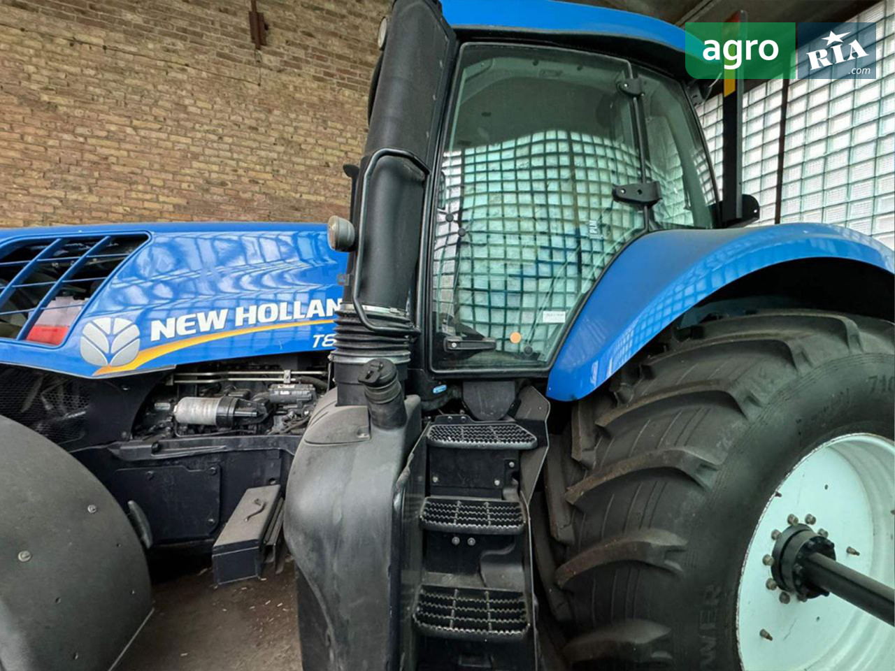 Трактор New Holland T8.410 2015 - фото 1