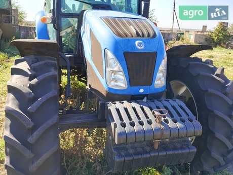 Трактор New Holland TD5.110  - фото