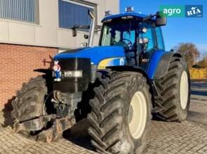 Трактор New Holland TM 2005