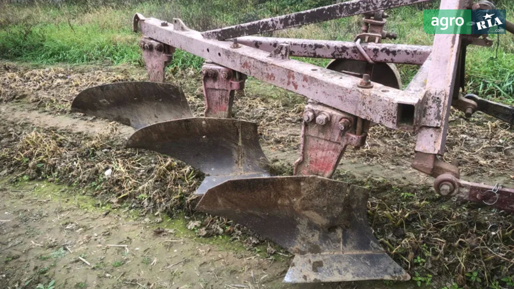 Плуг Одессельмаш ПЛН 3-35 2000 - фото 1