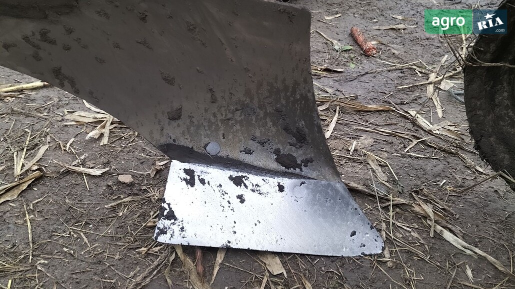 Плуг ПЛН 2-25 1995 - фото 1