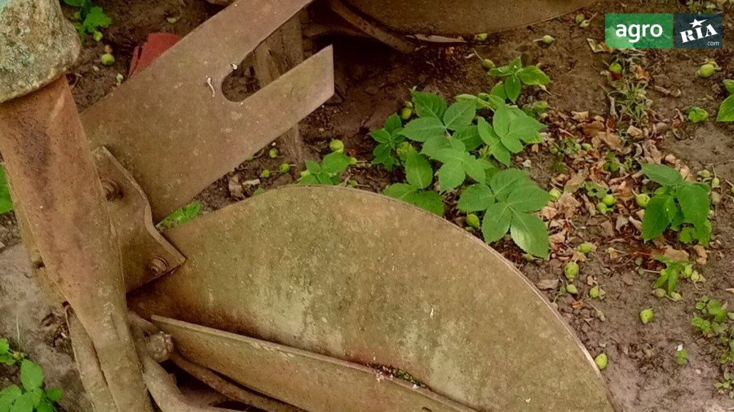 Плуг ПЛН 2-35 1990 - фото 1