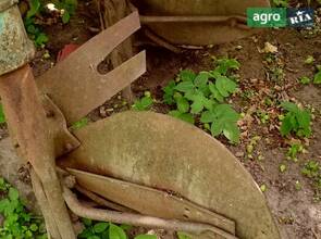 Плуг ПЛН 2-35 1990