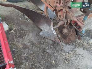 Плуг ПЛН 2-35 1990