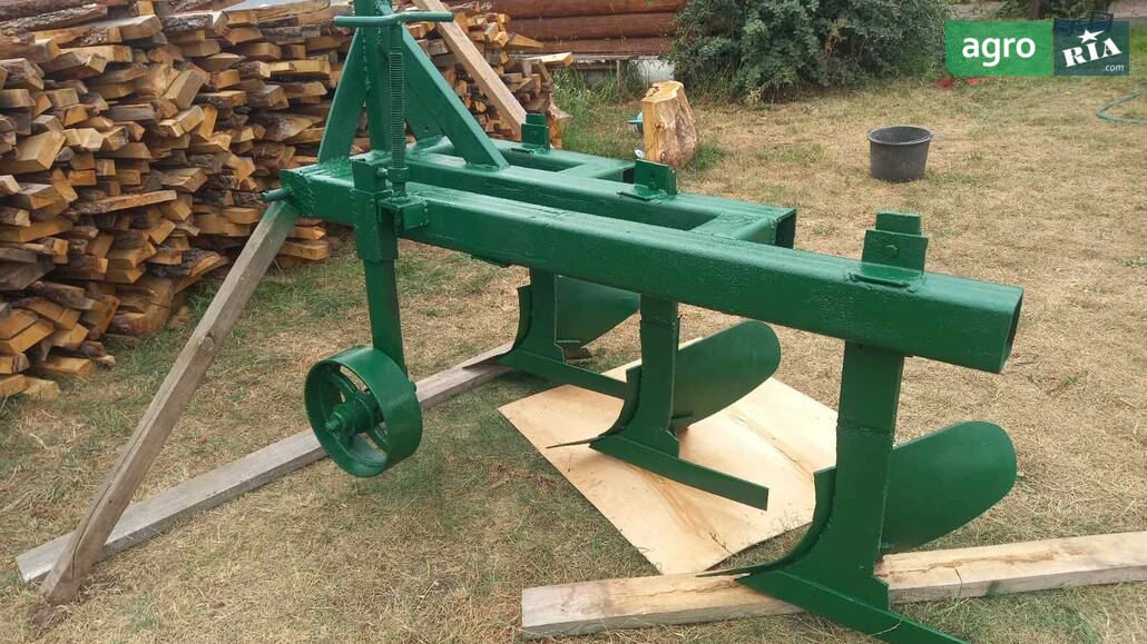 Плуг ПЛН 3-25 2000 - фото 1