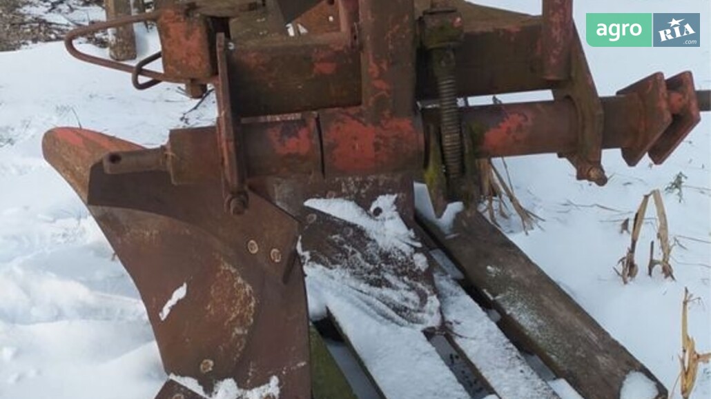 Плуг ПЛН 3-30 1995 - фото 1