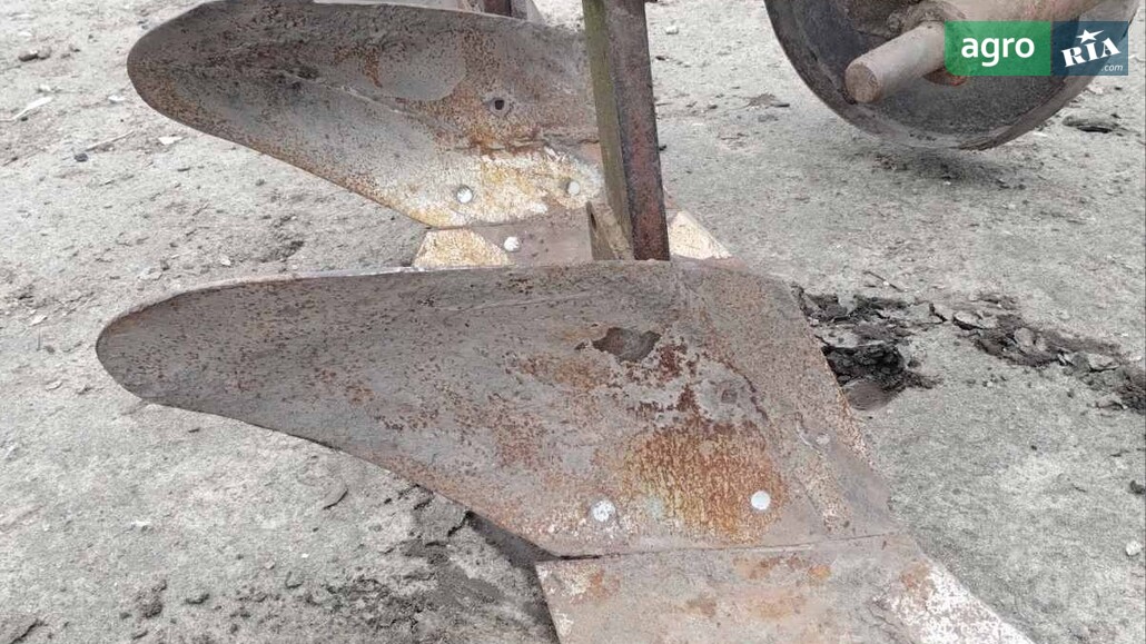 Плуг ПЛН 3-30 2000 - фото 1