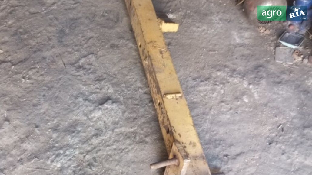 Плуг ПЛН 3-30 1995 - фото 1