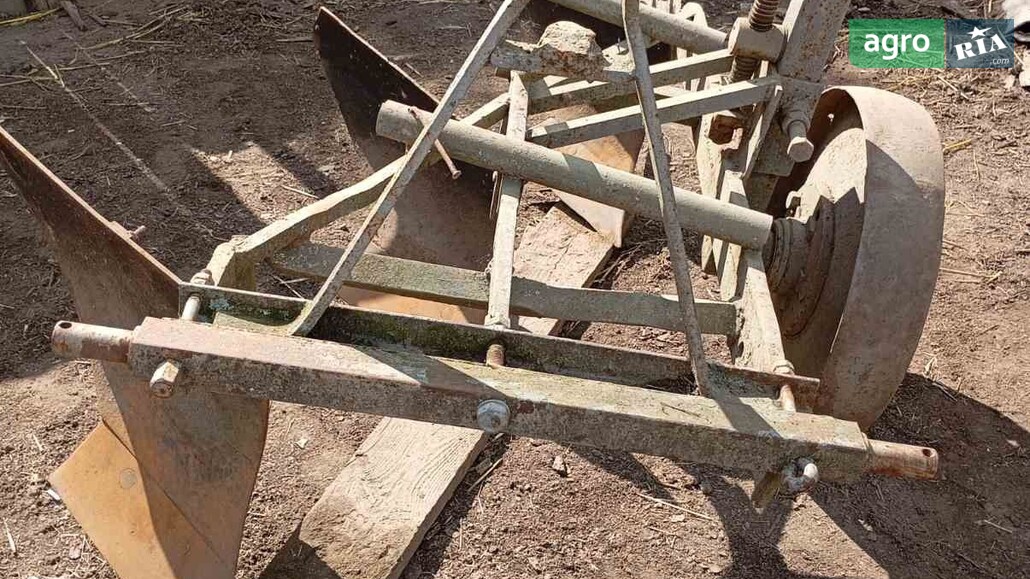 Плуг ПЛН 3-30 2012 - фото 1