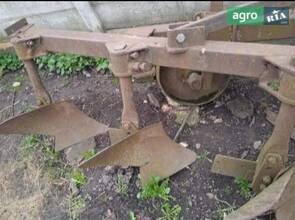 Плуг ПЛН 3-30 1990