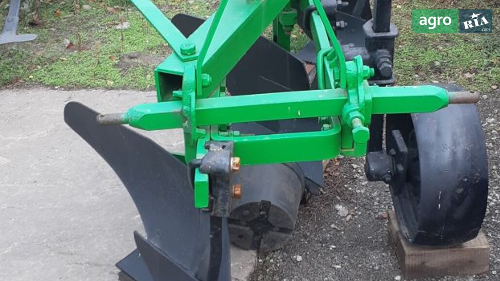 Плуг ПЛН 3-35 2010 - фото 1