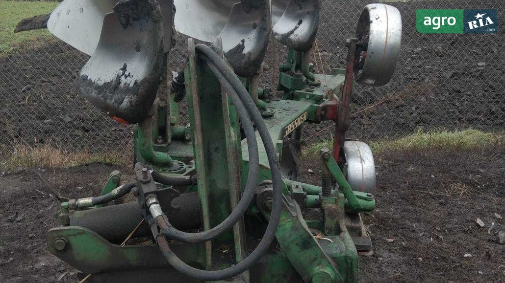 Плуг ПЛН 3-35 2000 - фото 1