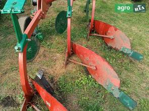 Плуг ПЛН 3-35 2000