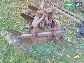 Плуг ПЛН 3-35 1995