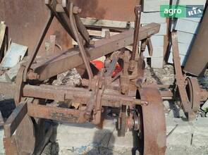 Плуг ПЛН 3-35 1987