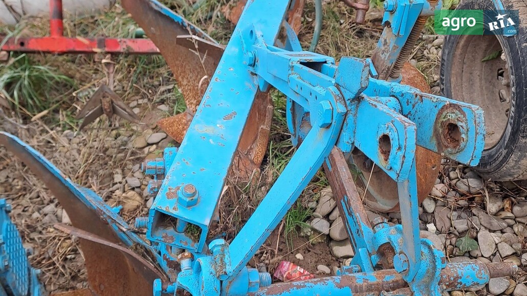 Плуг ПЛН 3-35 2000 - фото 1