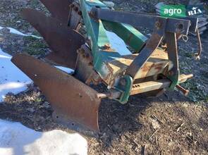 Плуг ПЛН 3-35 1990