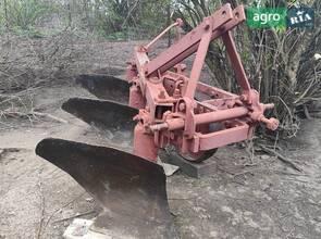 Плуг ПЛН 3-35 1990