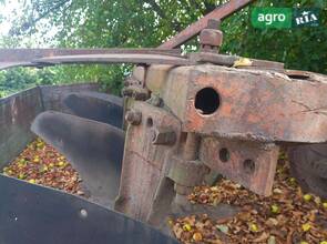 Плуг ПЛН 4-35 1995