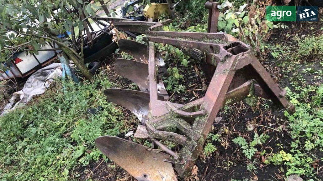 Плуг ПЛН 4-35 2000 - фото 1