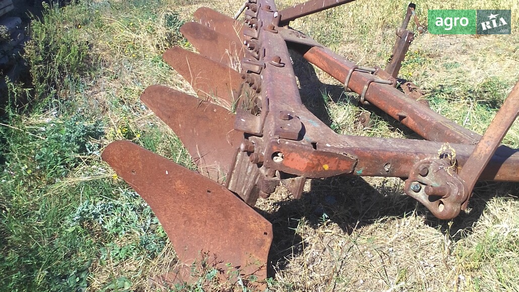 Плуг ПЛН 5-35 2000 - фото 1